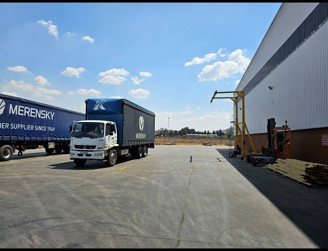 10,542M² FACTORY FOR SALE IN KLIPRIVIER